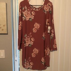 New cross back dress size 3x